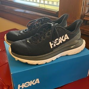 Hoka Mach 4